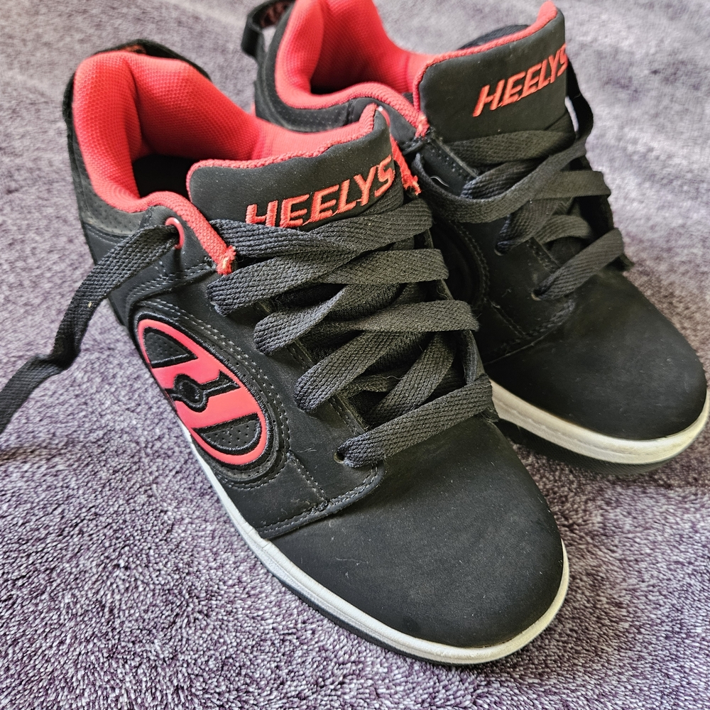 Heelys Voyager Skate Shoe - Kids'